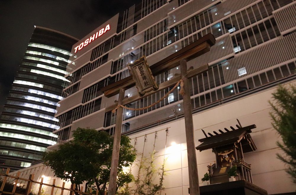 熱門(mén)商區里也能參拜神靈？出云神社與東芝的不解之緣